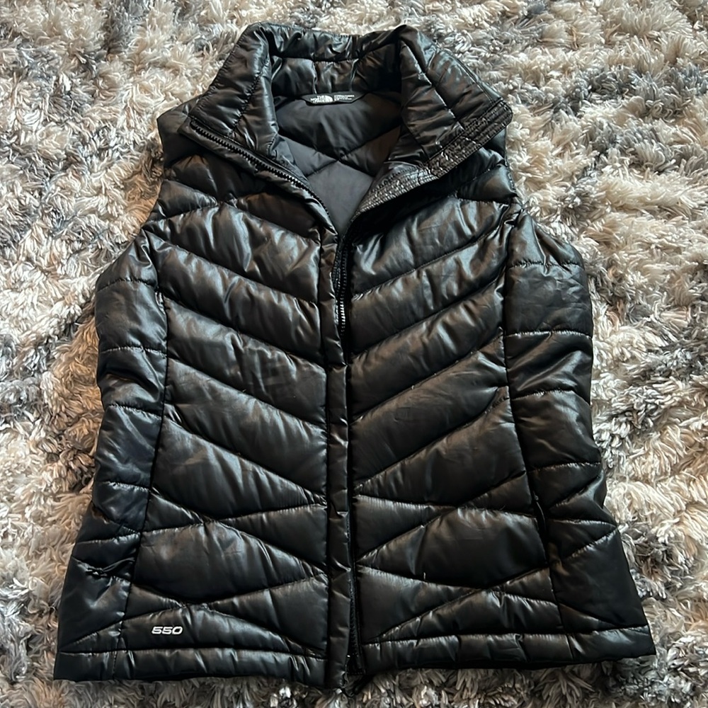Women’s north face vest